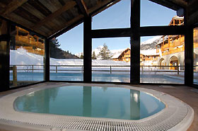 Pool in Les Alpages