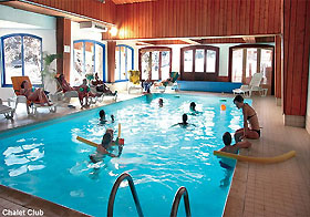 asr_valfrejus_schwimmbad.jpg - active sports reisen