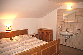 Doppelzimmer im Ferienhaus Talblick am Arlberg